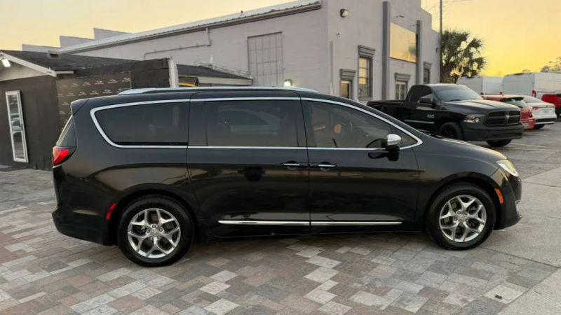 2018 Chrysler Pacifica Limited