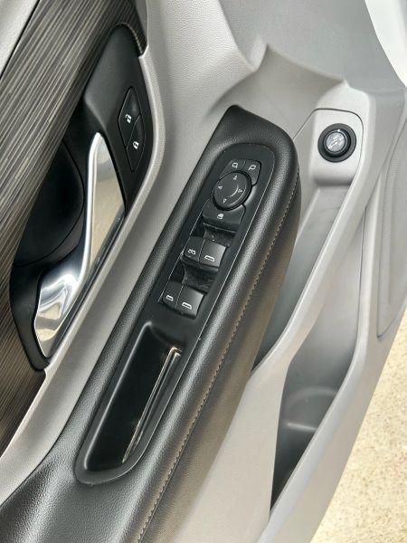 2023 GMC Terrain AWD SLE