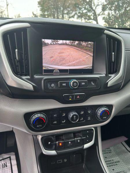 2023 GMC Terrain AWD SLE