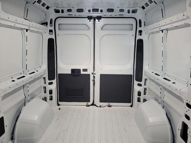 2026 Ram ProMaster 2500 Cargo Van Tradesman High Roof 136" WB w/Pass Seat