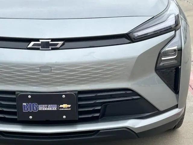 2027 Chevrolet Bolt LT FWD