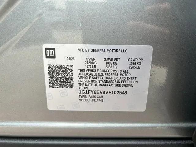 2027 Chevrolet Bolt LT FWD