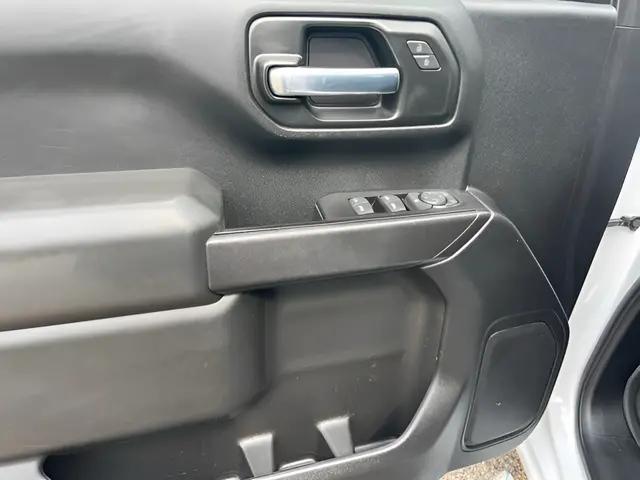 2020 Chevrolet Silverado 1500 4WD Crew Cab Short Bed Custom