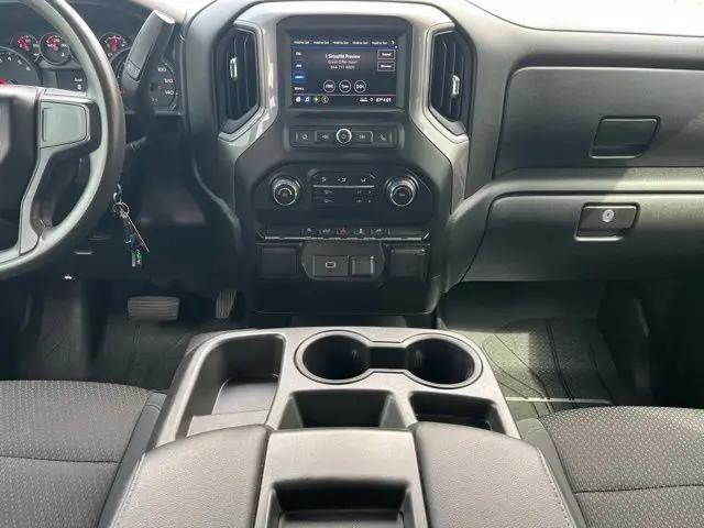 2020 Chevrolet Silverado 1500 4WD Crew Cab Short Bed Custom
