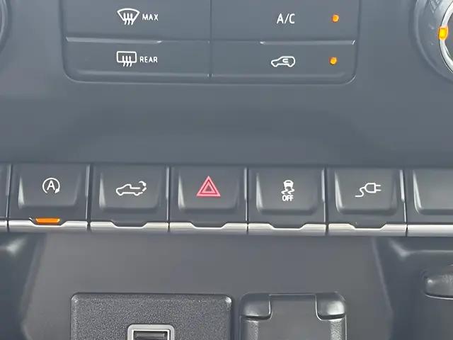 2020 Chevrolet Silverado 1500 4WD Crew Cab Short Bed Custom