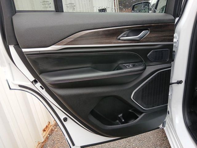 2026 Jeep Grand Cherokee Limited Reserve 4x4