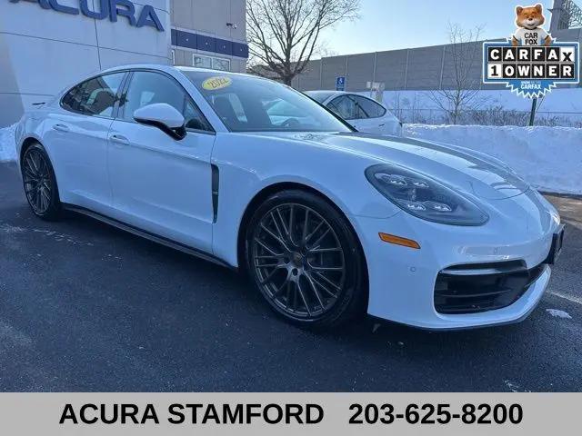 2022 Porsche Panamera Platinum Edition