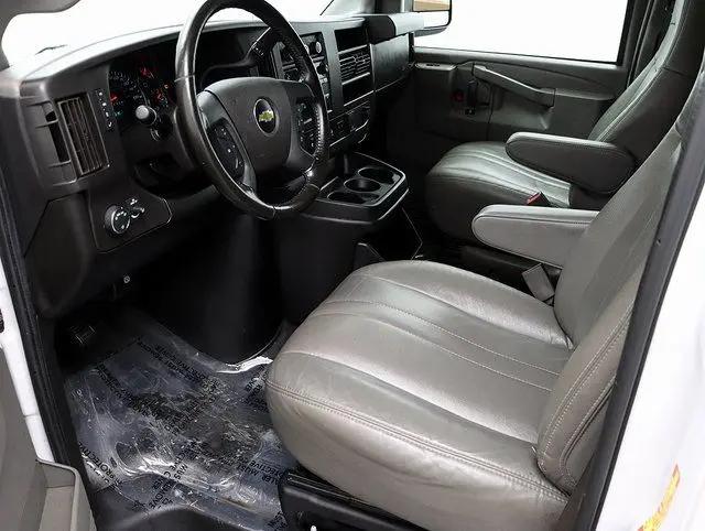 2020 Chevrolet Express Passenger RWD 3500 Extended Wheelbase LS