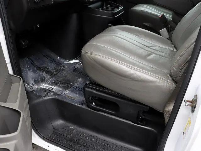 2020 Chevrolet Express Passenger RWD 3500 Extended Wheelbase LS