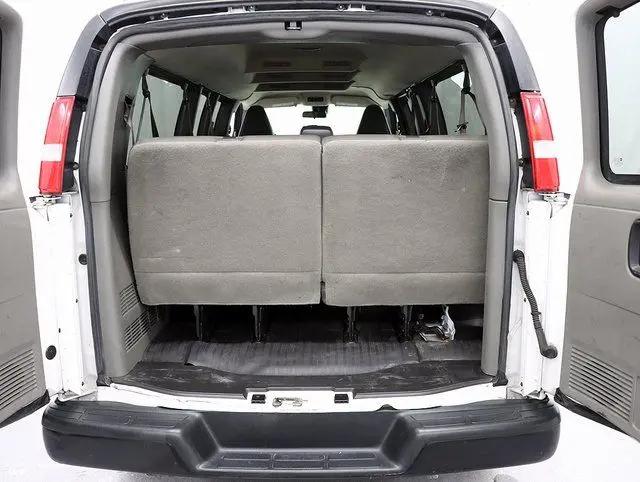 2020 Chevrolet Express Passenger RWD 3500 Extended Wheelbase LS