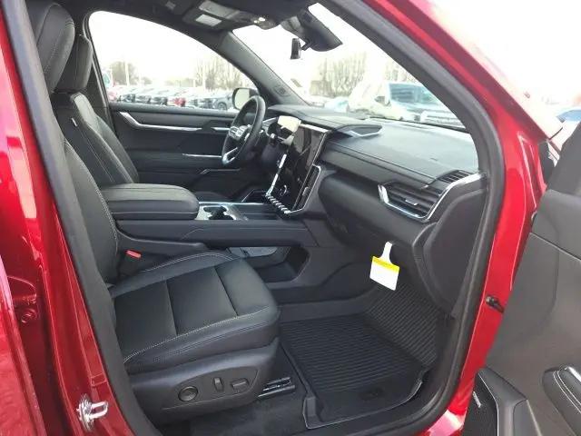 2026 GMC Acadia Elevation FWD