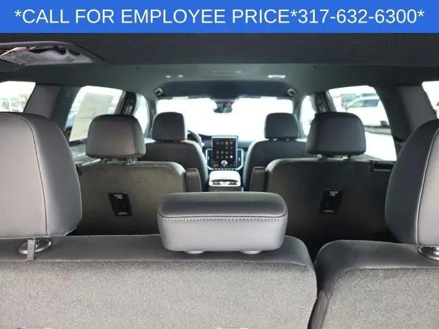 2026 GMC Acadia Elevation FWD