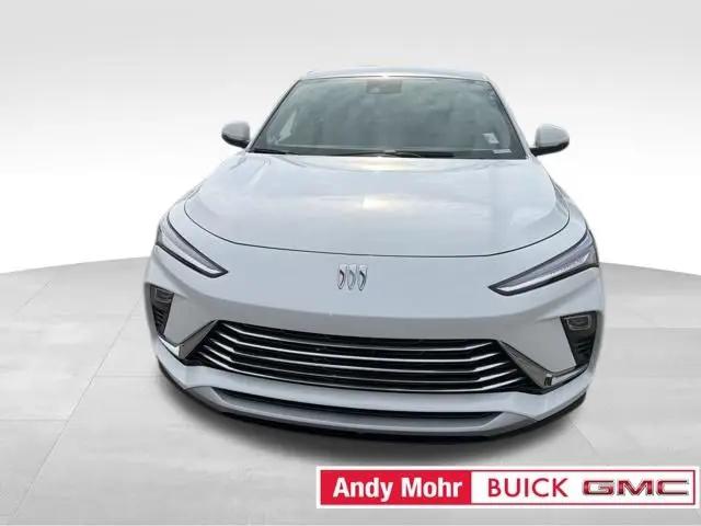 2026 Buick NV Preferred FWD