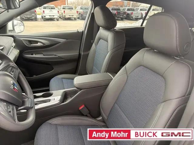 2026 Buick NV Preferred FWD