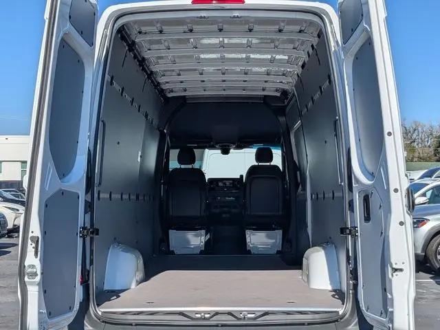 2026 Mercedes-Benz Sprinter 2500 High Roof 4-Cyl Diesel