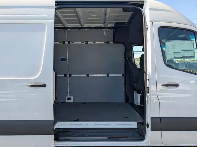 2026 Mercedes-Benz Sprinter 2500 High Roof 4-Cyl Diesel