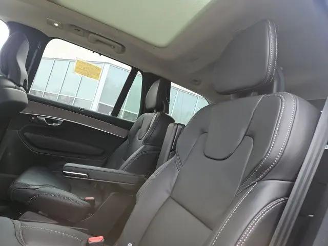 2026 Volvo XC90 Ultra Dark Theme, B6 AWD Gas (mild hybrid), Gasoline, 6 Seats