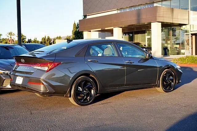 2026 Hyundai Elantra Hybrid SEL Sport