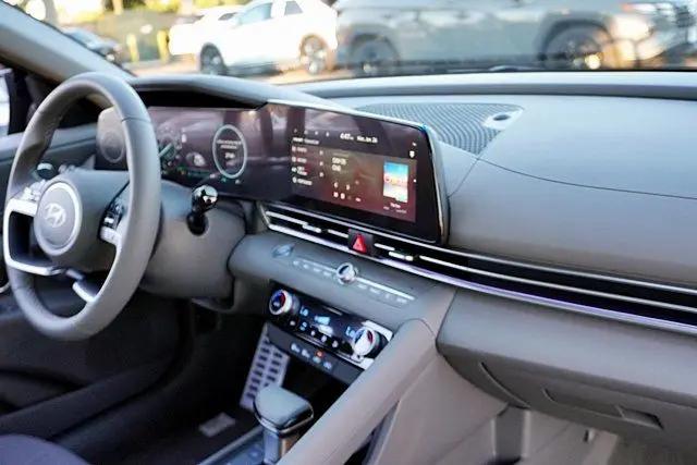 2026 Hyundai Elantra Hybrid SEL Sport