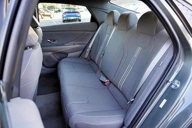 2026 Hyundai Elantra Hybrid SEL Sport