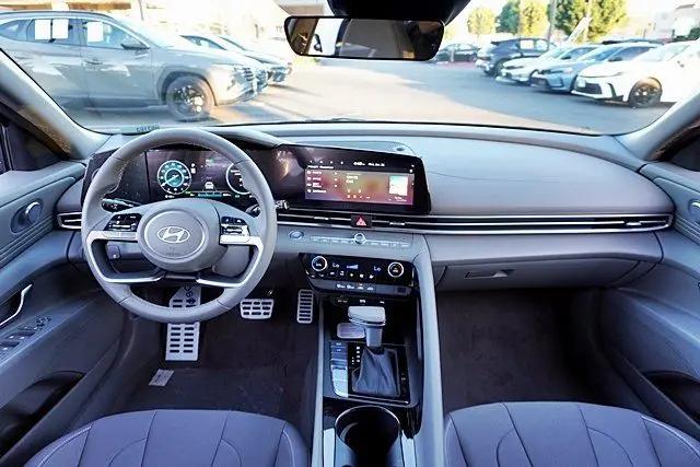 2026 Hyundai Elantra Hybrid SEL Sport