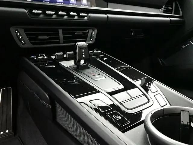 2026 Porsche 911 Carrera 4 GTS