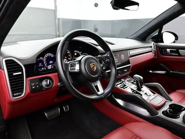 2022 Porsche Cayenne E-Hybrid Turbo S