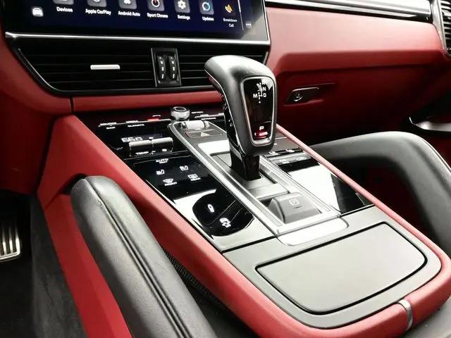 2022 Porsche Cayenne E-Hybrid Turbo S