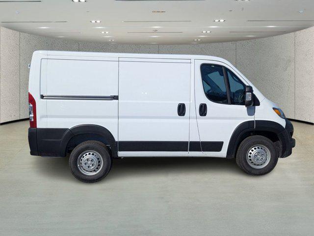 2026 Ram ProMaster Cargo Van Tradesman Low Roof 118" WB w/Pass Seat