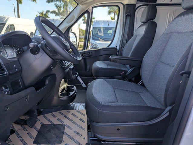 2026 Ram ProMaster Cargo Van Tradesman Low Roof 118" WB w/Pass Seat