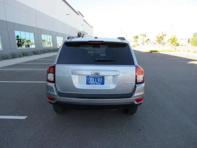 2017 Jeep Compass Latitude FWD