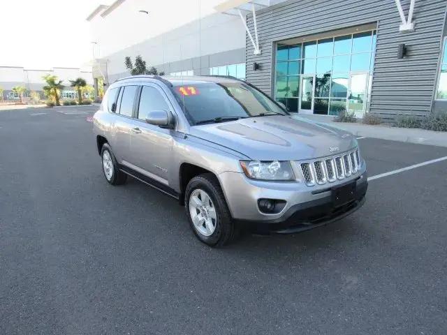 2017 Jeep Compass Latitude FWD