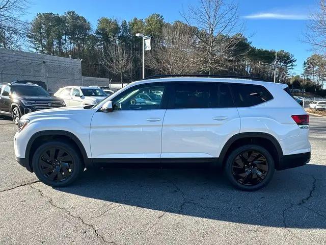 2026 Volkswagen Atlas SE with Technology