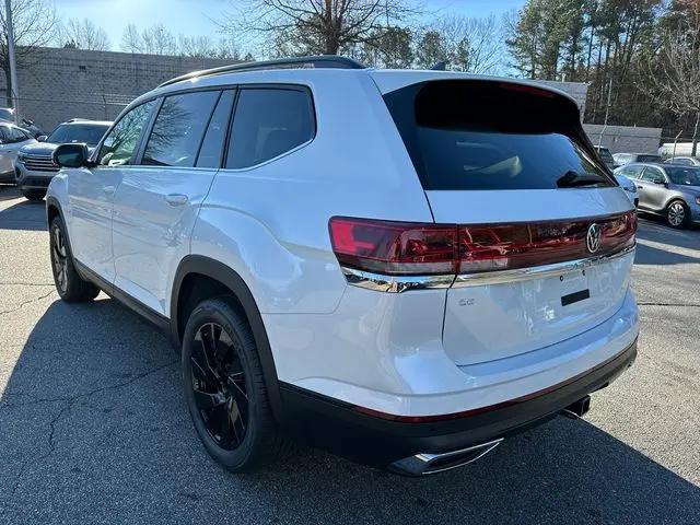 2026 Volkswagen Atlas SE with Technology
