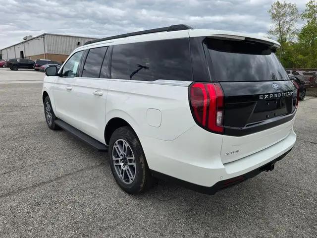 2026 Ford Expedition Max Active MAX