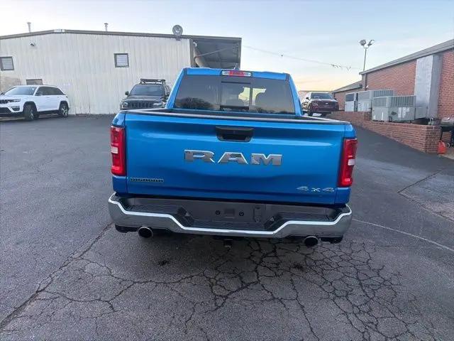 2025 Ram 1500 Big Horn Crew Cab 4x4 5'7" Box