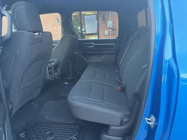 2025 Ram 1500 Big Horn Crew Cab 4x4 5'7" Box