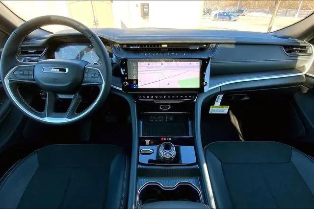 2026 Jeep Grand Cherokee Altitude 4x4