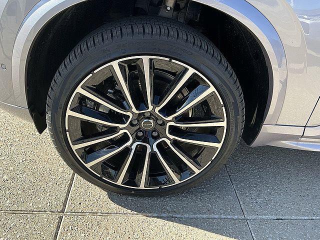 2026 Volvo XC90 Plus, B6 AWD Gas (mild hybrid), Gasoline, Bright, 6 Seats