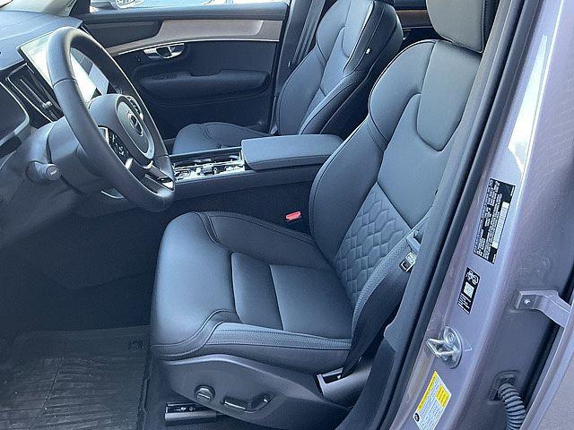 2026 Volvo XC90 Plus, B6 AWD Gas (mild hybrid), Gasoline, Bright, 6 Seats