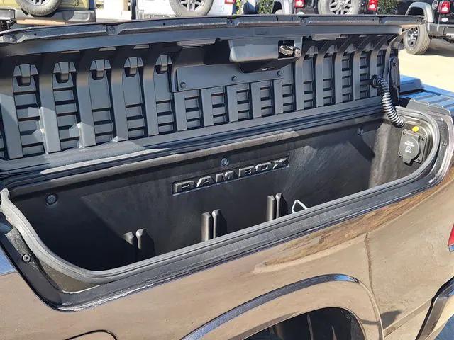 2026 Ram 1500 Limited Crew Cab 4x4 5'7" Box