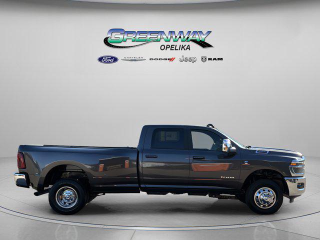 2026 Ram 3500 Laramie Crew Cab 4x4 8' Box