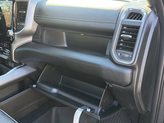 2026 Ram 3500 Laramie Crew Cab 4x4 8' Box