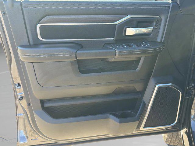 2026 Ram 3500 Laramie Crew Cab 4x4 8' Box