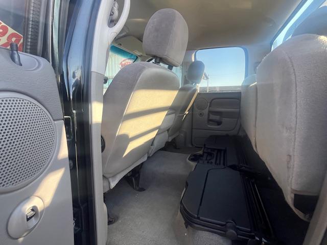 2004 Dodge Ram 3500 SLT/Laramie
