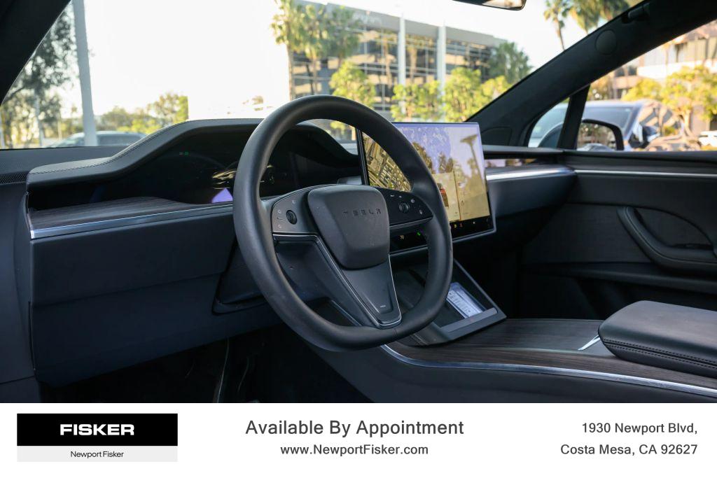 2023 Tesla Model X Long Range - Photo 12