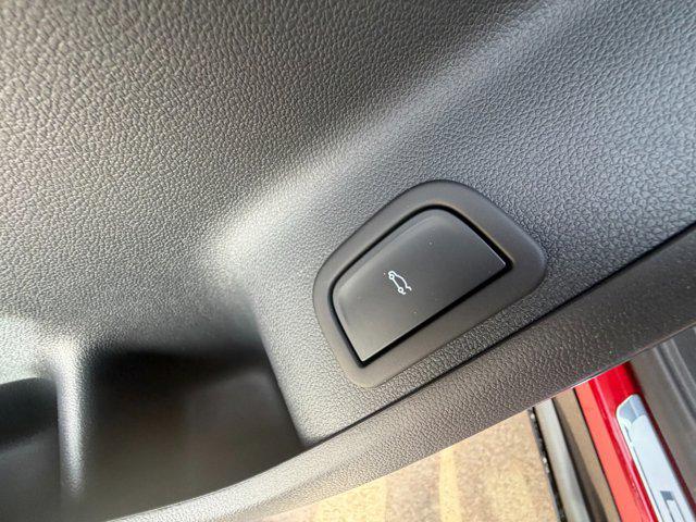 2026 GMC Acadia Denali AWD