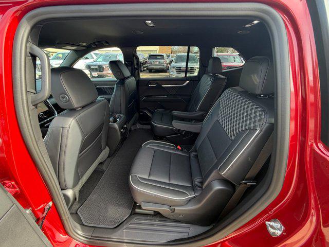 2026 GMC Acadia Denali AWD
