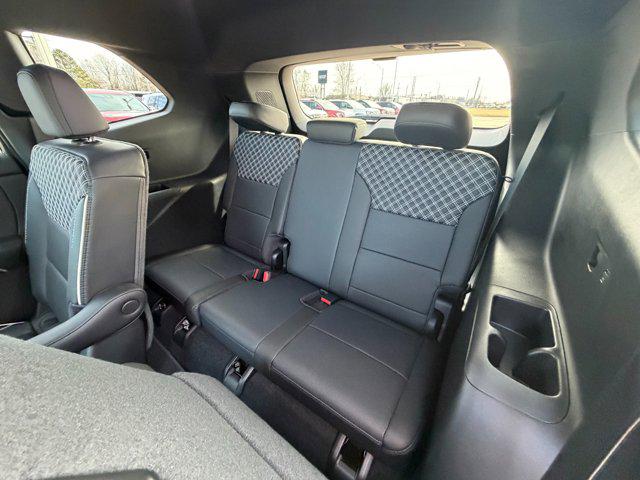 2026 GMC Acadia Denali AWD