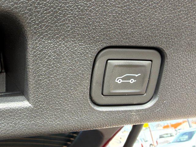 2026 GMC Acadia Denali AWD